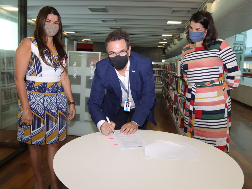 RioFilme e SECEC celebram Acordo de Cooperação para o Espaço Multimídia da Biblioteca Parque Estadual